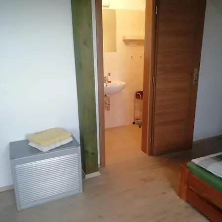 Rum i privatbostad U Kastanu *